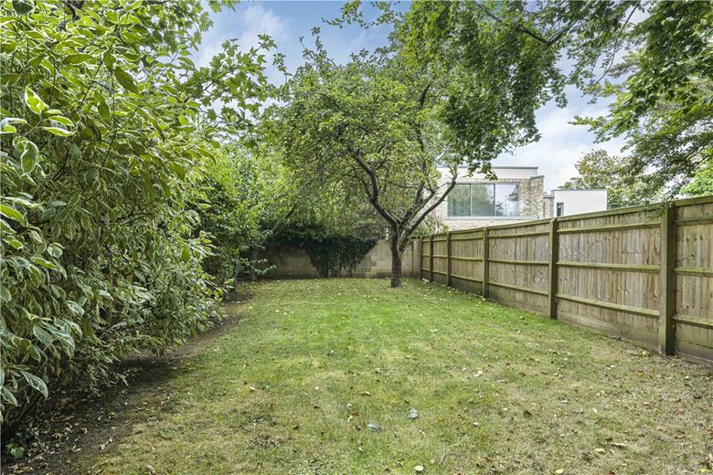 2 bedroom flat, Sunderland Avenue, Oxford OX2 - Let Agreed