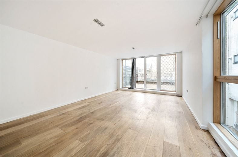 2 bedroom flat, Parkway, London NW1 - Available