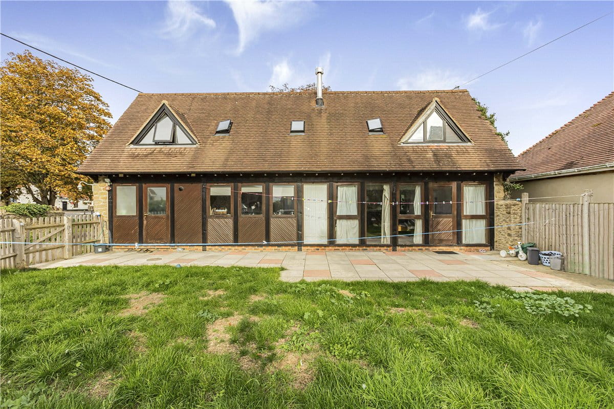 2 bedroom house, Mill Road, Marcham OX13 - Available