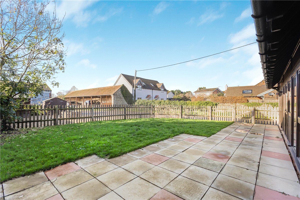 2 bedroom house, Mill Road, Marcham OX13 - Available