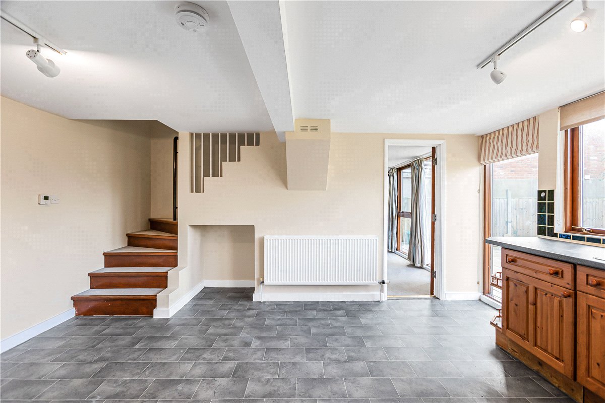 2 bedroom house, Mill Road, Marcham OX13 - Available