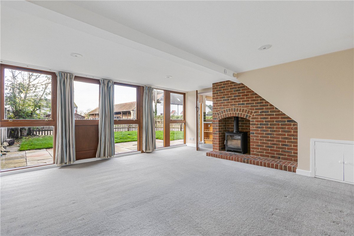 2 bedroom house, Mill Road, Marcham OX13 - Available