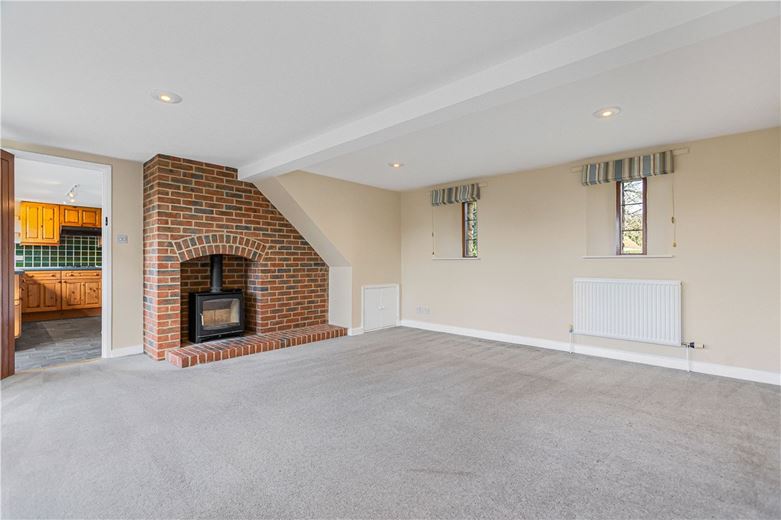 2 bedroom house, Mill Road, Marcham OX13 - Available