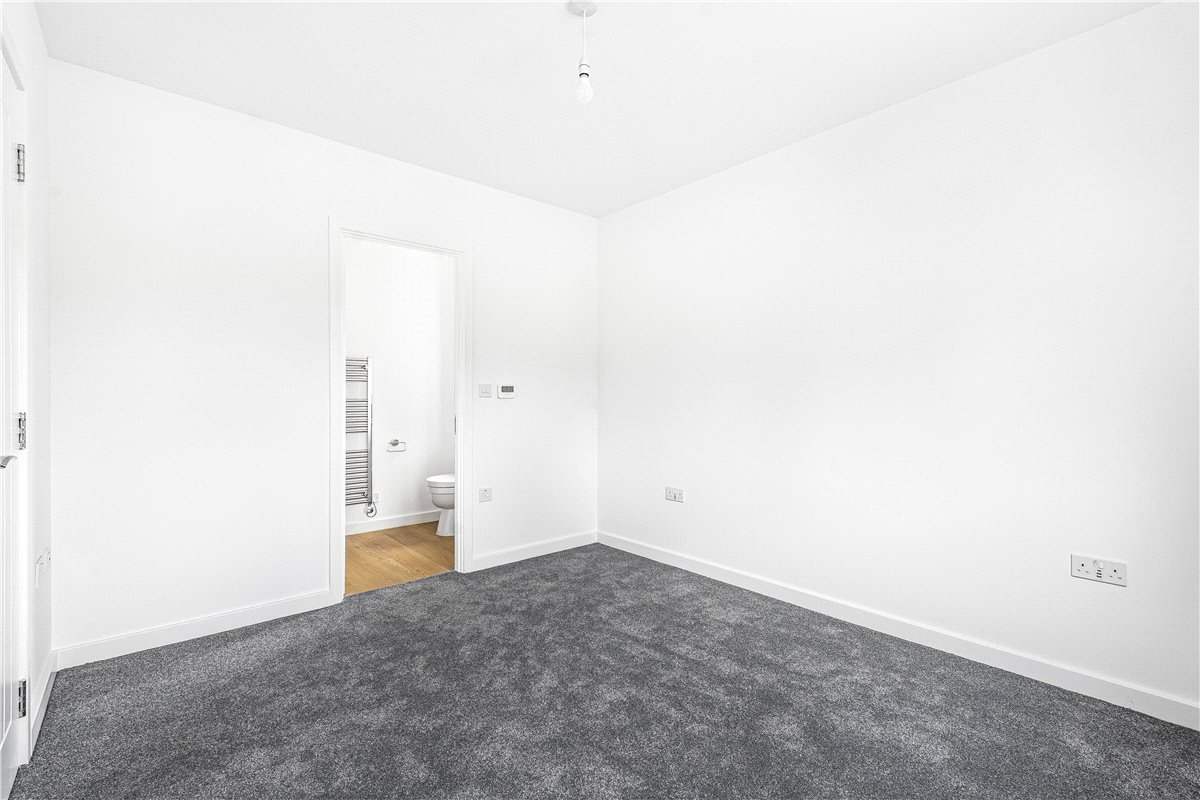 3 bedroom house, Minna Frances Close, Oxford OX2 - Let Agreed