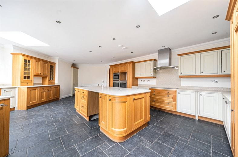 5 bedroom house, Tolldish Lane, Great Haywood ST18 - Available