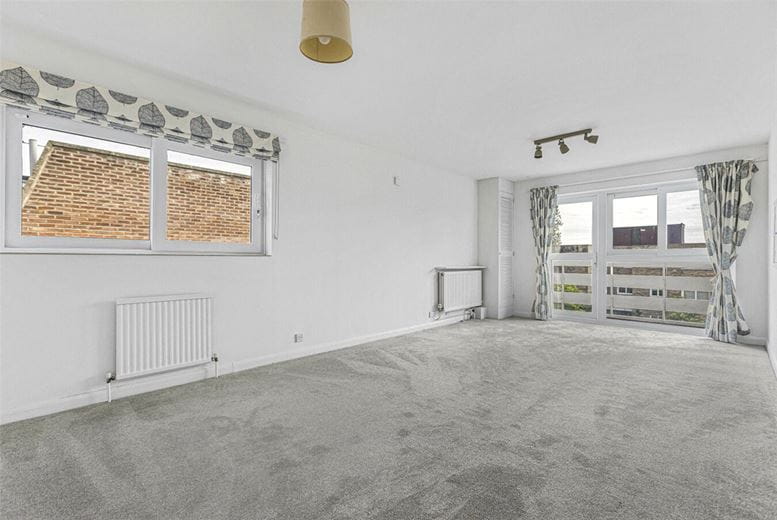 2 bedroom flat, Cunliffe Close, Oxford OX2 - Available