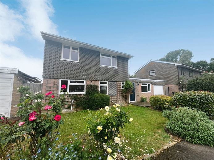 4 bedroom house, Thames Mead, Crowmarsh Gifford OX10 - Available