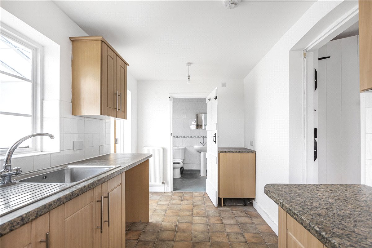 3 bedroom house, Ockendon Road, Upminster RM14 - Available