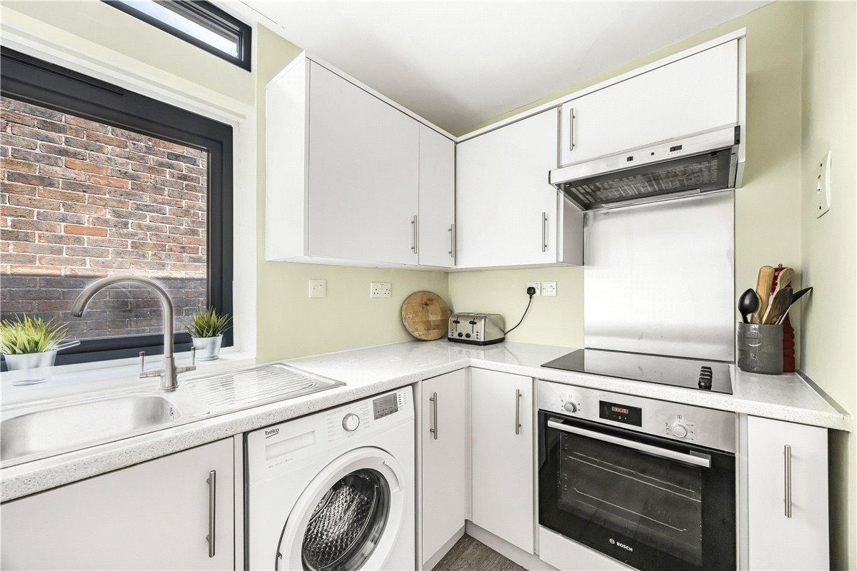 1 bedroom flat, Middle Way, Oxford OX2