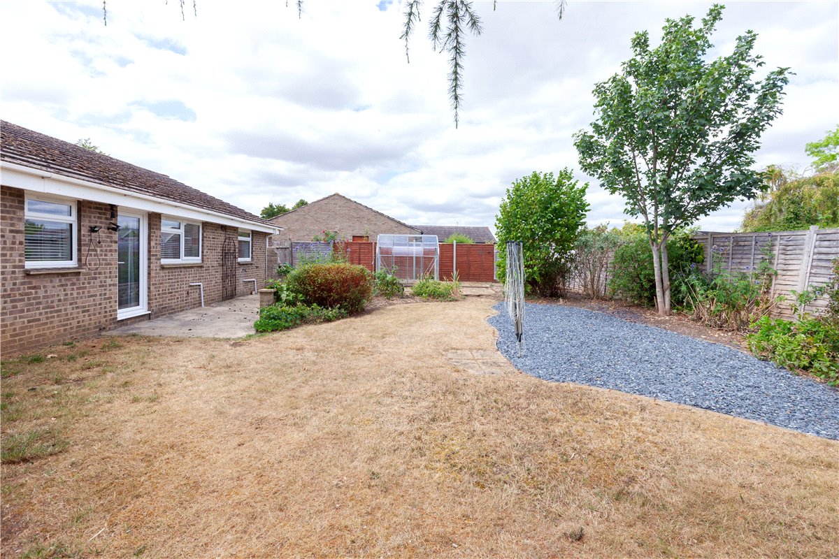 4 bedroom bungalow, Shakespeare Drive, Bicester OX26 - Let Agreed
