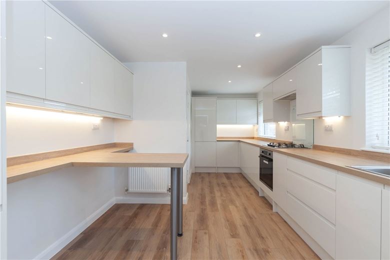 4 bedroom bungalow, Shakespeare Drive, Bicester OX26 - Let Agreed