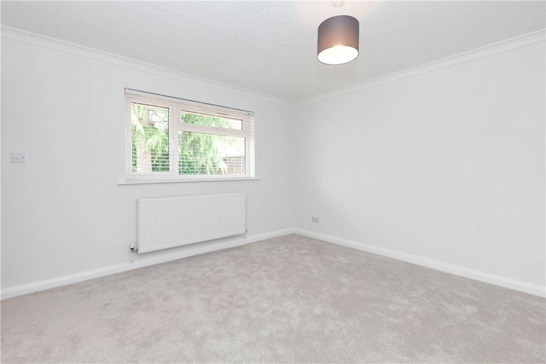 4 bedroom bungalow, Shakespeare Drive, Bicester OX26 - Let Agreed