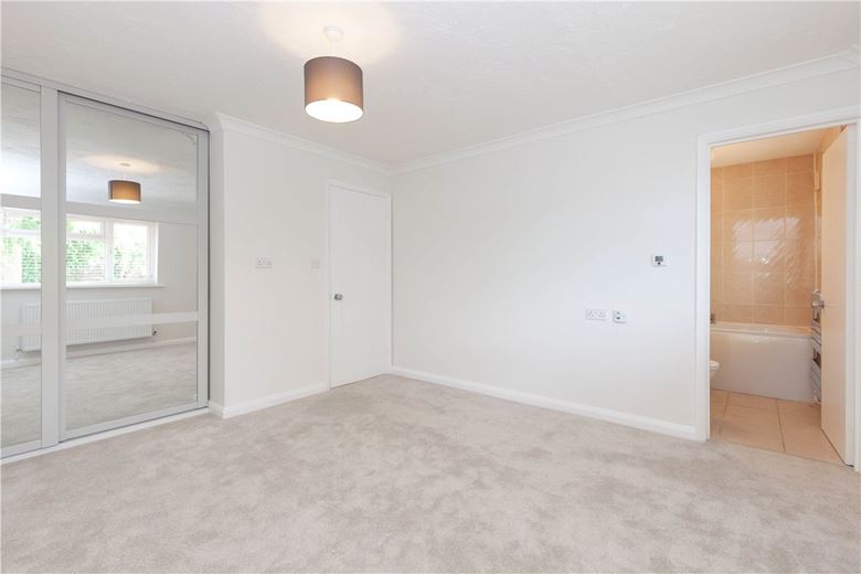4 bedroom bungalow, Shakespeare Drive, Bicester OX26 - Let Agreed