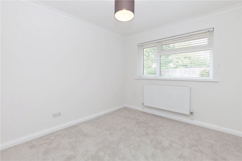 4 bedroom bungalow, Shakespeare Drive, Bicester OX26 - Let Agreed