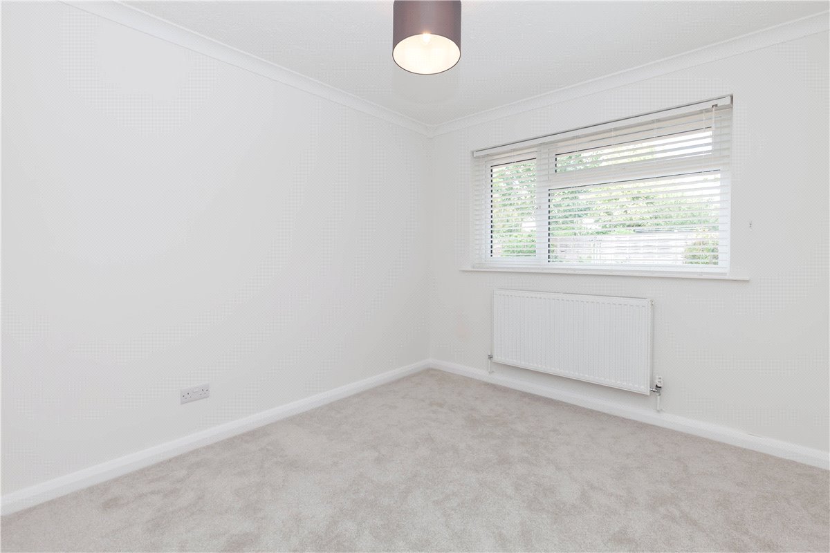 4 bedroom bungalow, Shakespeare Drive, Bicester OX26 - Let Agreed