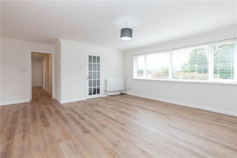 4 bedroom bungalow, Shakespeare Drive, Bicester OX26 - Let Agreed