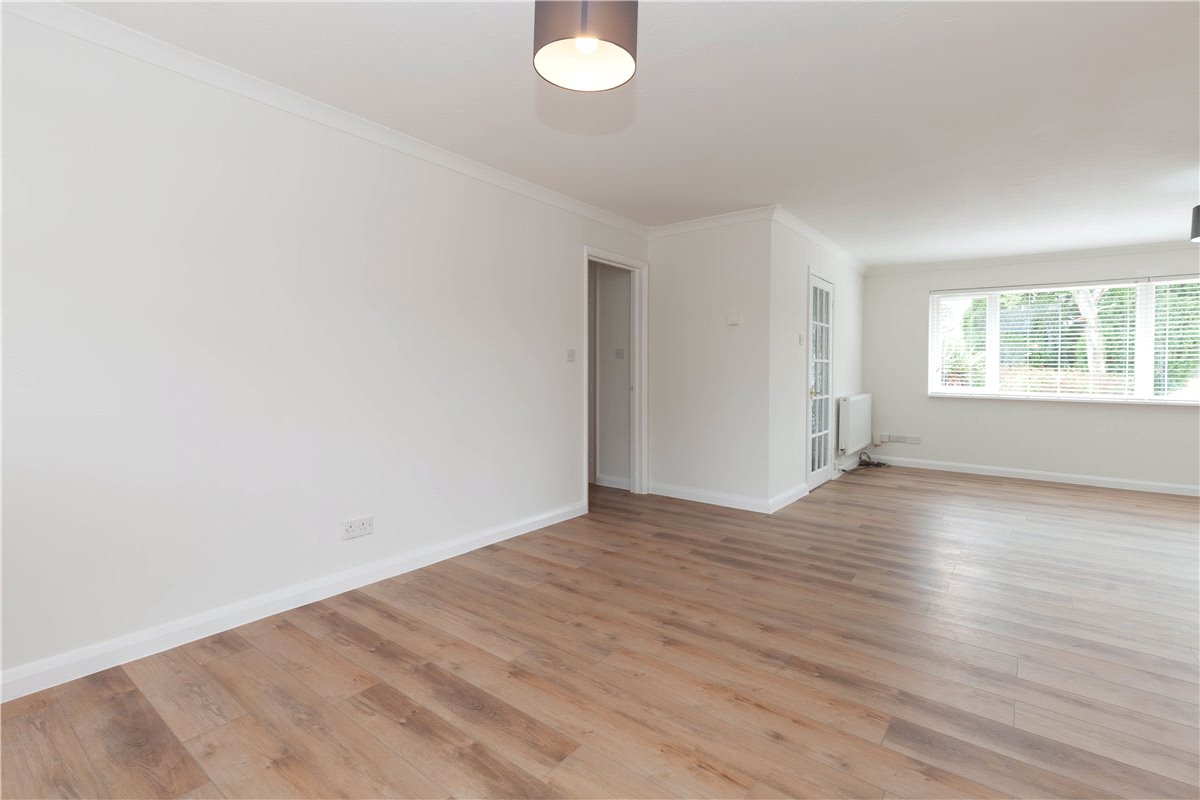 4 bedroom bungalow, Shakespeare Drive, Bicester OX26 - Let Agreed
