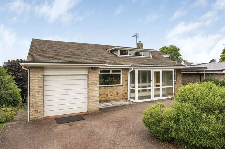 3 bedroom house, Kings Drive, Hopton ST18 - Available