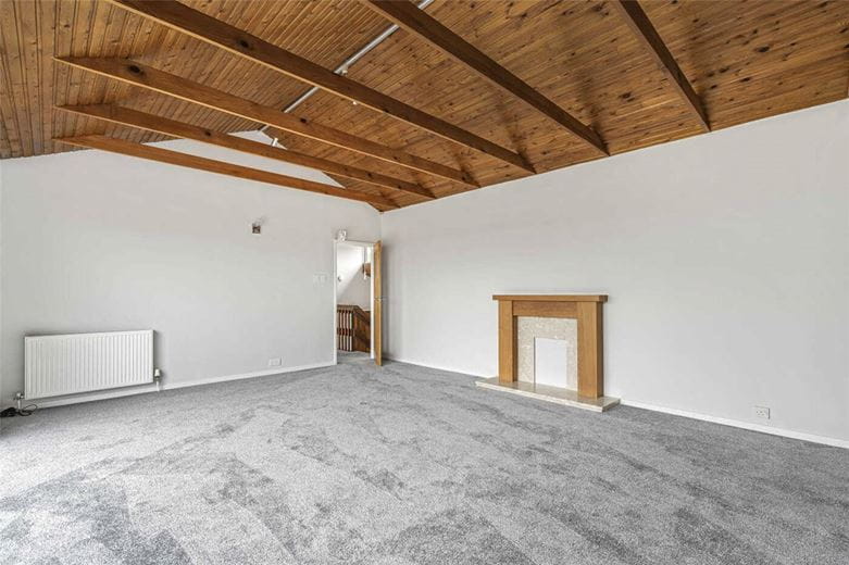 3 bedroom house, Kings Drive, Hopton ST18 - Available