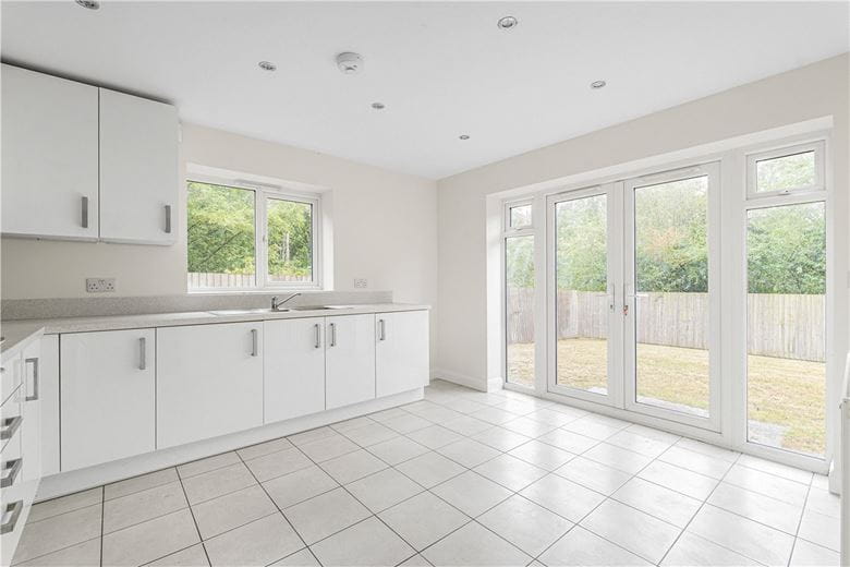 4 bedroom house, Windsor Way, Measham DE12 - Available