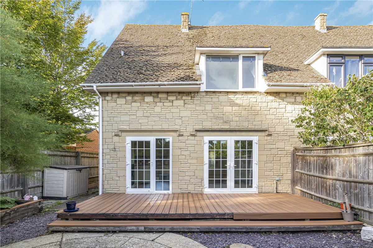 3 bedroom house, Faringdon Road, Southmoor OX13 - Available