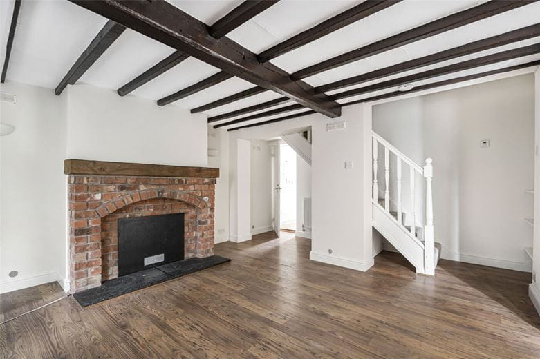 2 bedroom cottage, Hopton, Stafford ST18 - Available