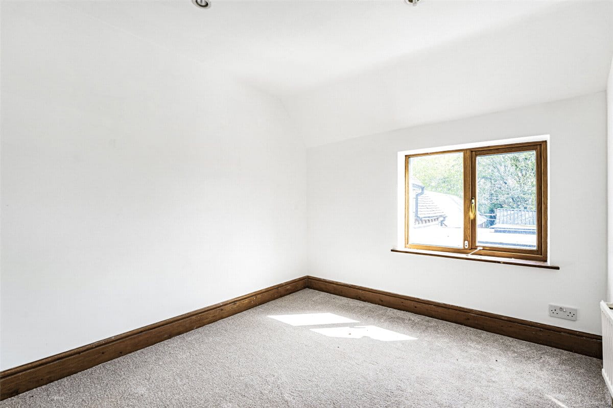 5 bedroom house, Shaw Lane, Kings Bromley DE13 - Let Agreed