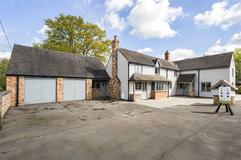 5 bedroom house, Shaw Lane, Kings Bromley DE13 - Let Agreed