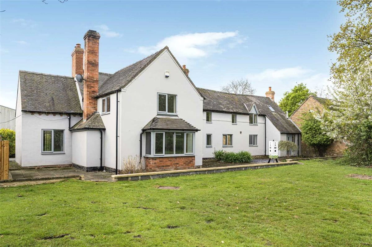 5 bedroom house, Shaw Lane, Kings Bromley DE13 - Let Agreed