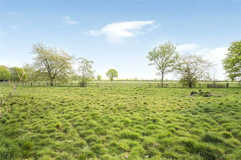 5 bedroom house, Shaw Lane, Kings Bromley DE13 - Let Agreed