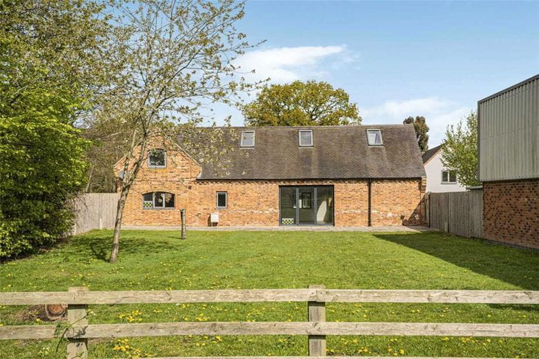 5 bedroom house, Shaw Lane, Kings Bromley DE13 - Let Agreed