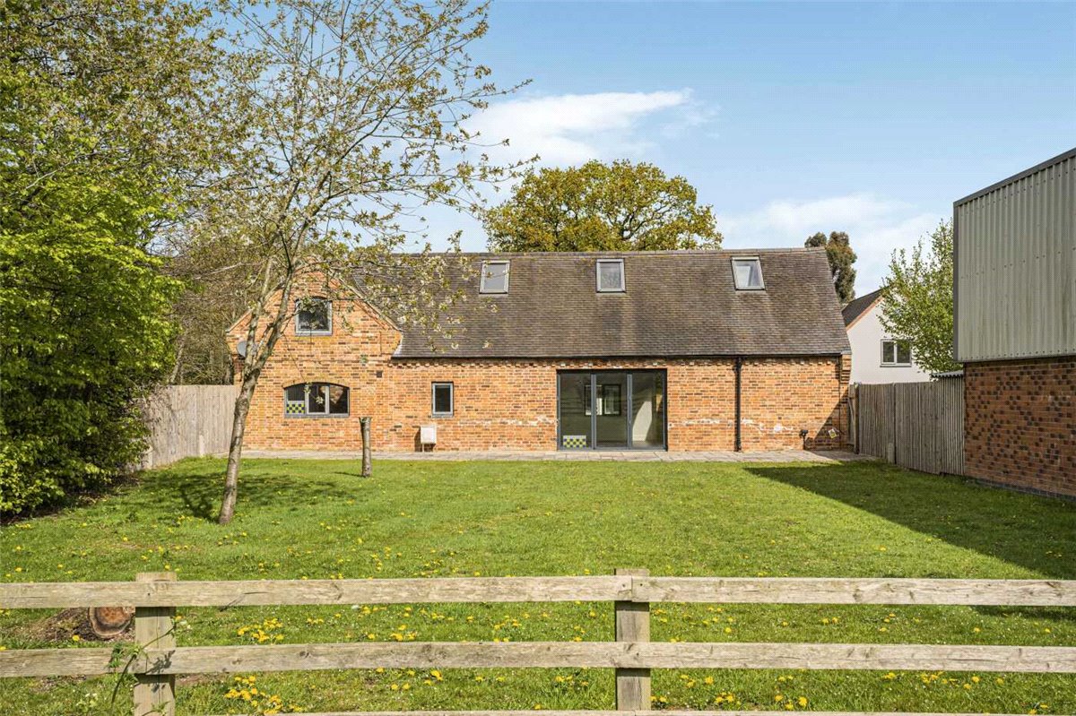 5 bedroom house, Shaw Lane, Kings Bromley DE13 - Let Agreed