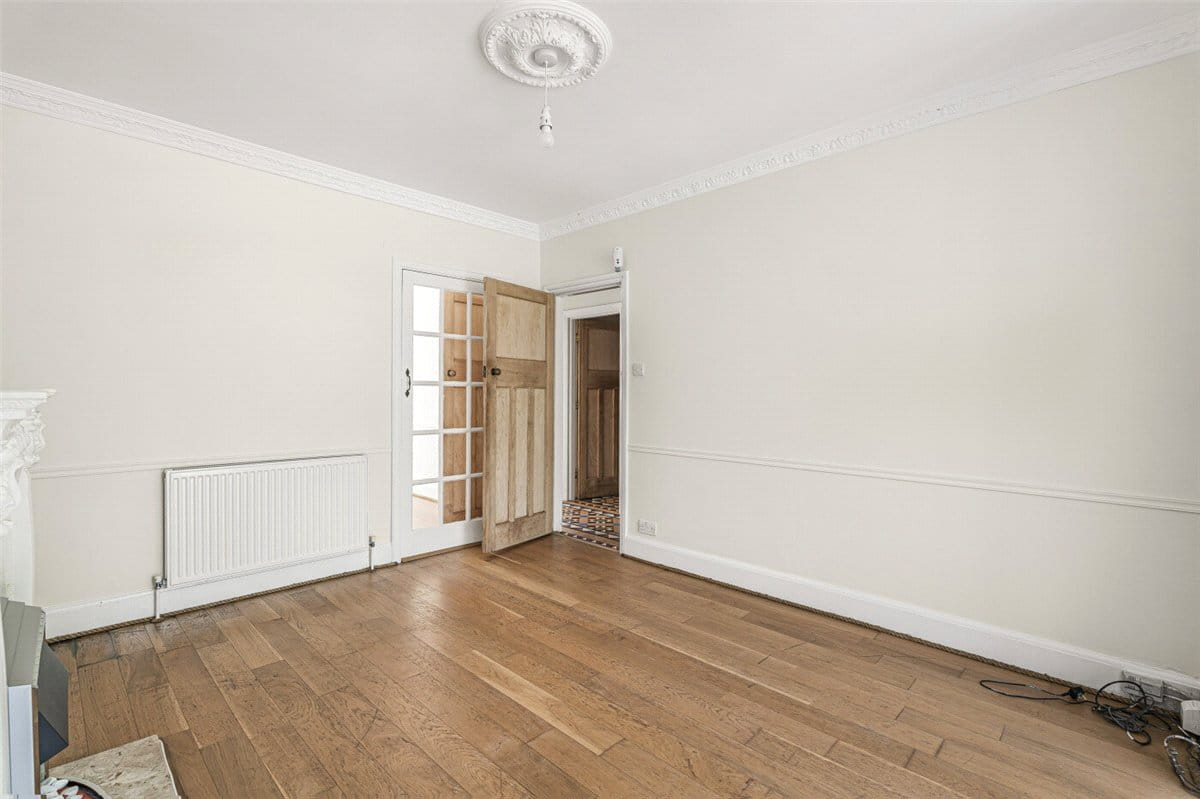 3 bedroom house, Crackley Crescent, Kenilworth CV8 - Let Agreed