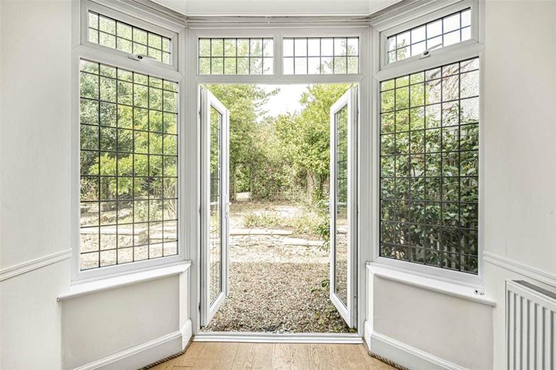 3 bedroom house, Crackley Crescent, Kenilworth CV8 - Let Agreed