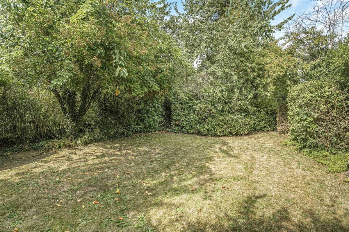 3 bedroom house, Crackley Crescent, Kenilworth CV8 - Let Agreed