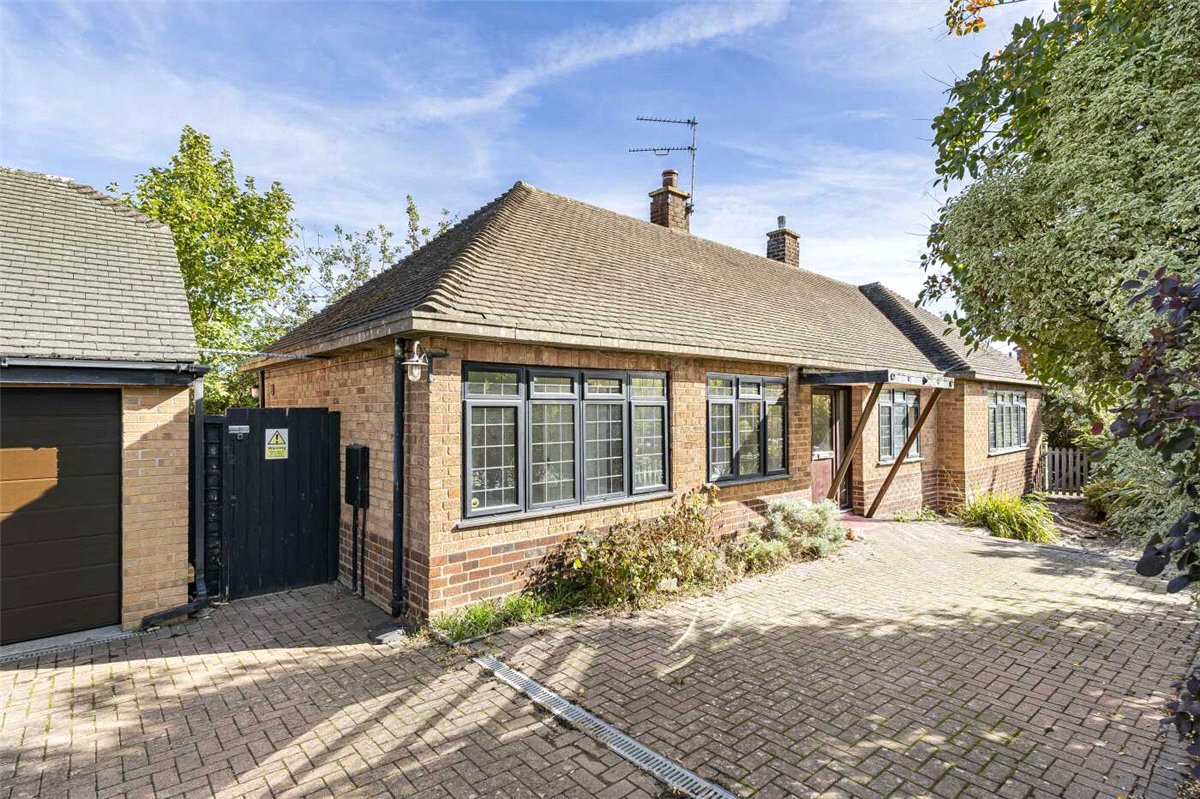 3 bedroom bungalow, Hodgetts Lane, Burton Green CV8 - Let Agreed