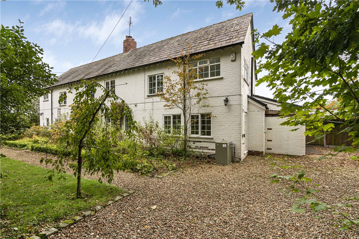 7 bedroom cottage, Heyrose Lane, Over Tabley WA16 - Available