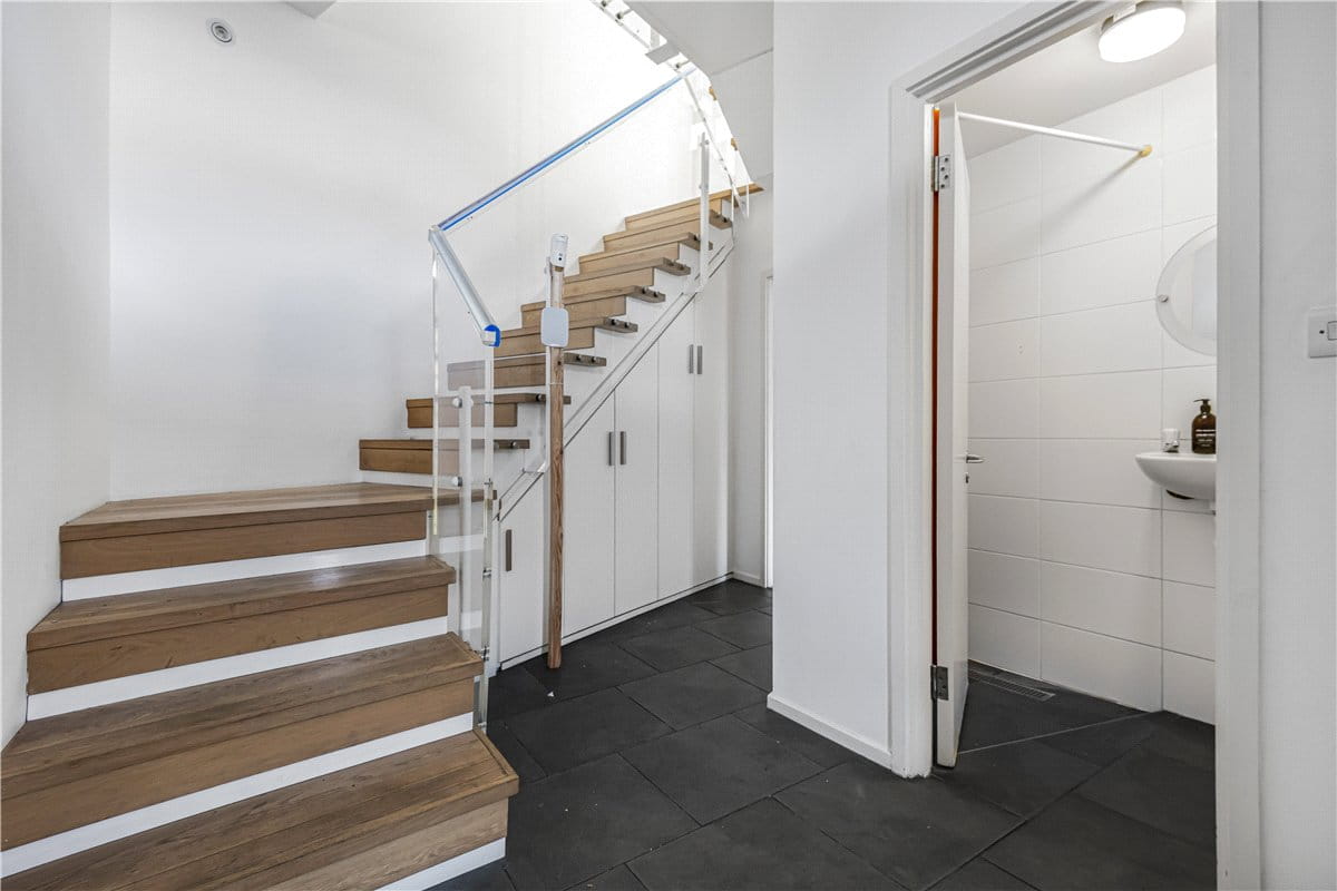 4 bedroom house, Parkway, London NW1 - Available