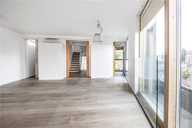 4 bedroom house, Parkway, London NW1 - Available