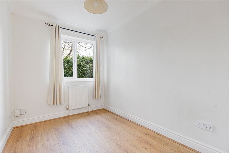 2 bedroom flat, Sunderland Avenue, Oxford OX2 - Available