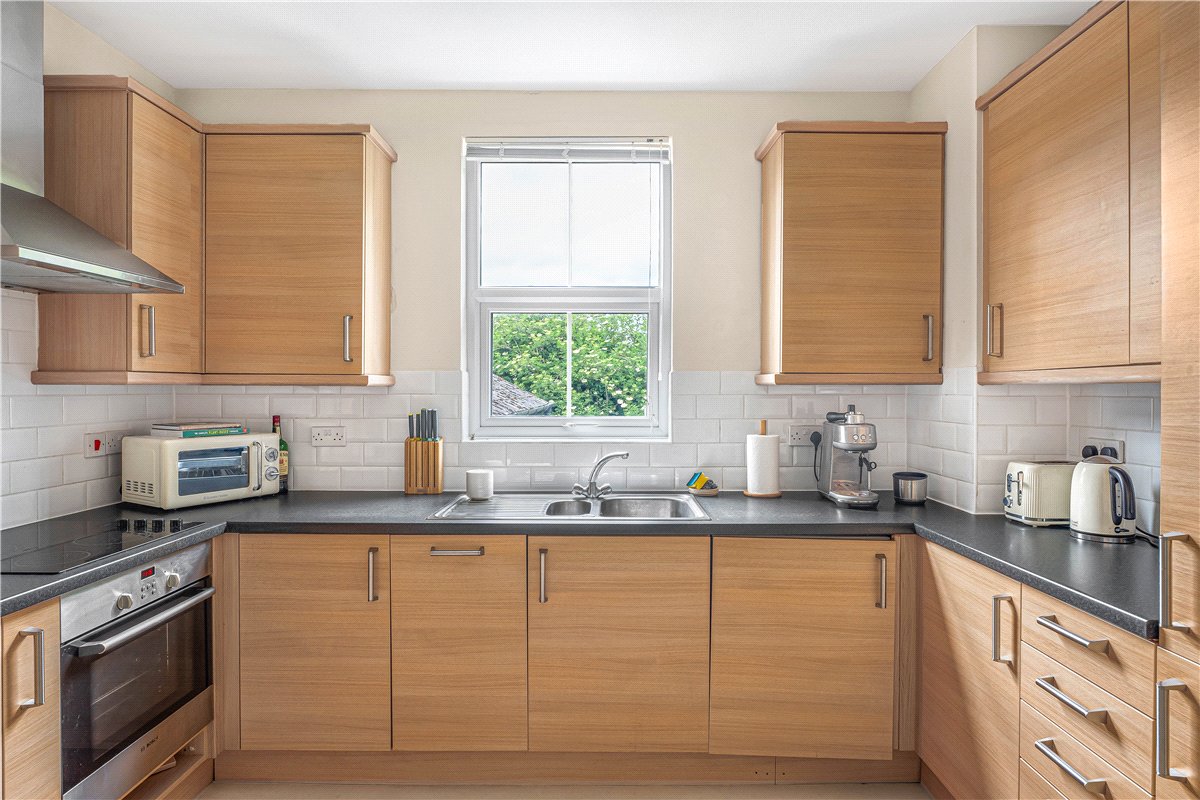 1 bedroom flat, Walton Crescent, Oxford OX1 - Let Agreed