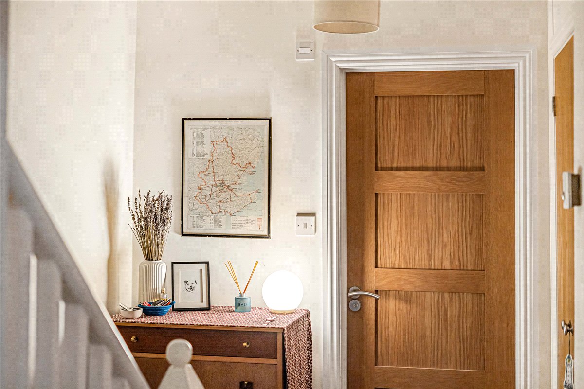 1 bedroom flat, Walton Crescent, Oxford OX1 - Let Agreed