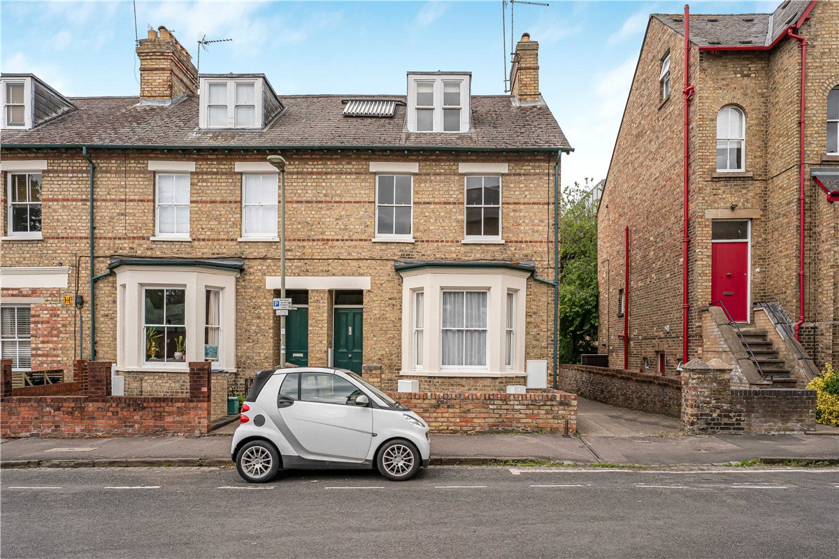 1 bedroom flat, Walton Crescent, Oxford OX1 - Let Agreed