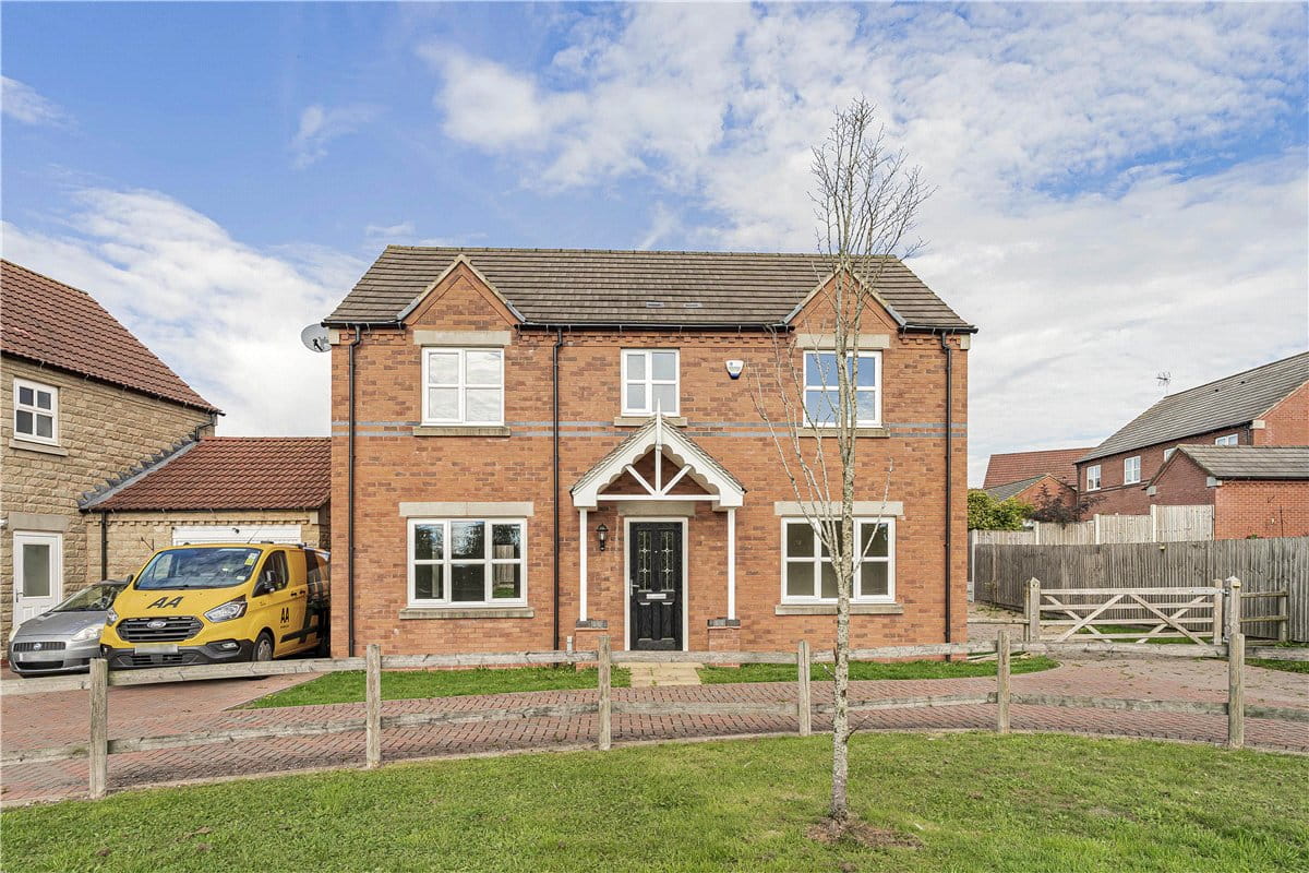 4 bedroom house, Thurgaton Way, Newton DE55 - Let Agreed