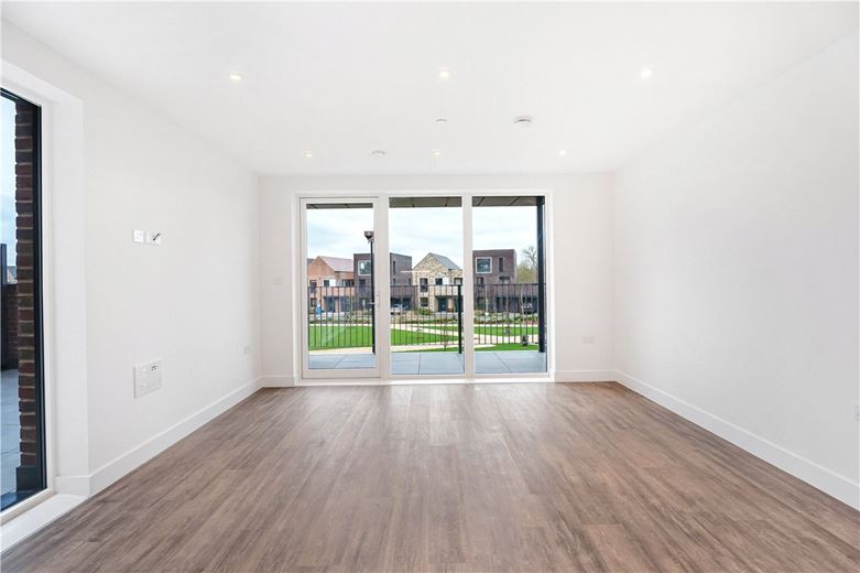 2 bedroom flat, Shillingford House, Munda Way OX2 - Available