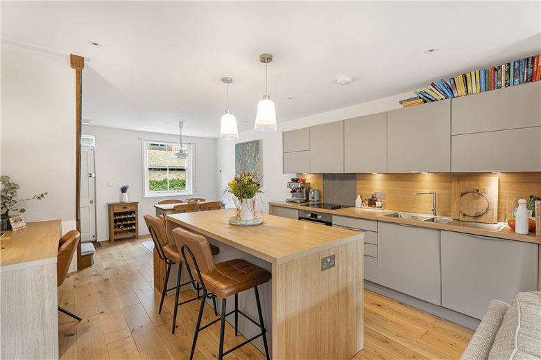 2 bedroom house, Wellington Street, Oxford OX2 - Let Agreed