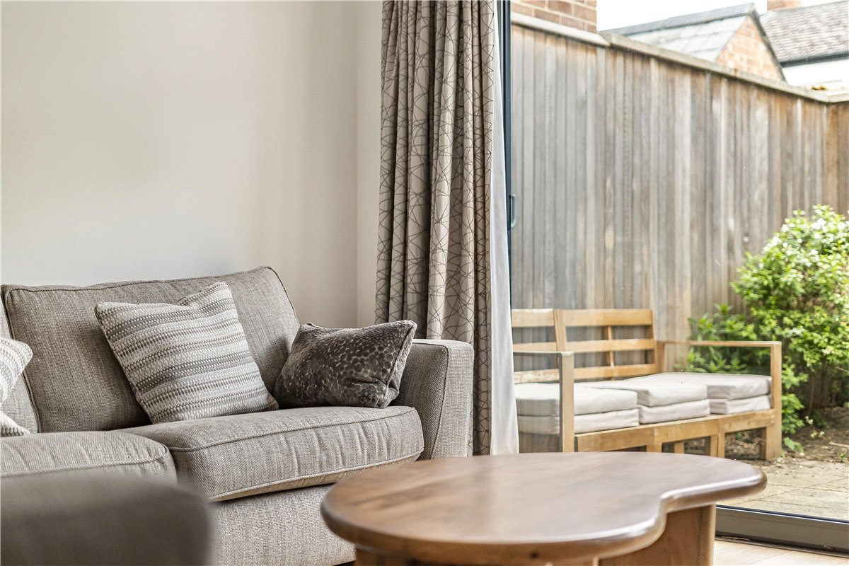 2 bedroom house, Wellington Street, Oxford OX2 - Let Agreed