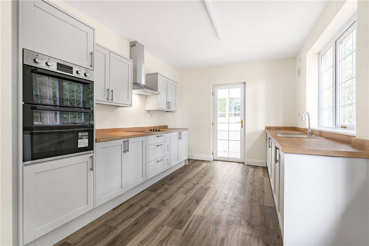 2 bedroom bungalow, Birch Tree Lane, Whitmore ST5 - Available