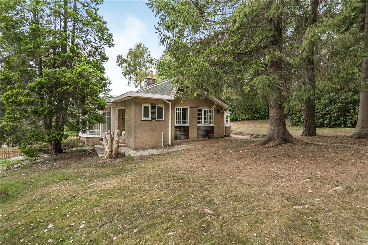 2 bedroom bungalow, Birch Tree Lane, Whitmore ST5 - Available