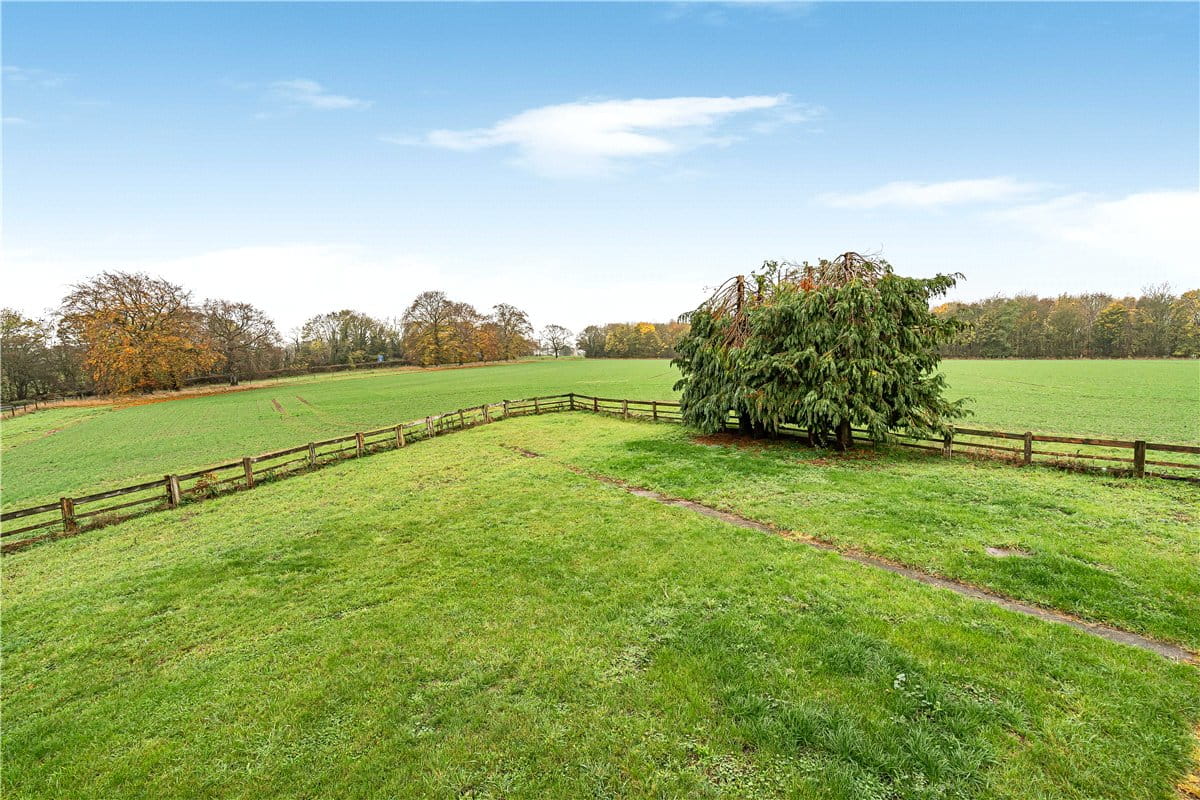 2 bedroom house, Manor Farm Cottages, Ardley Road OX25 - Available
